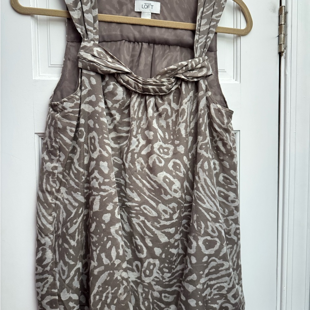LOFT Taupe and White Patterned Sleeveless Blouse